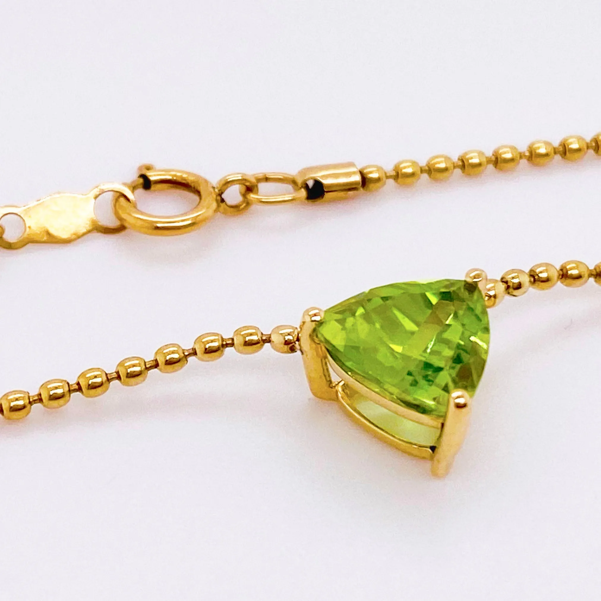 1.50ct Trillion Peridot Necklace - The August Collection