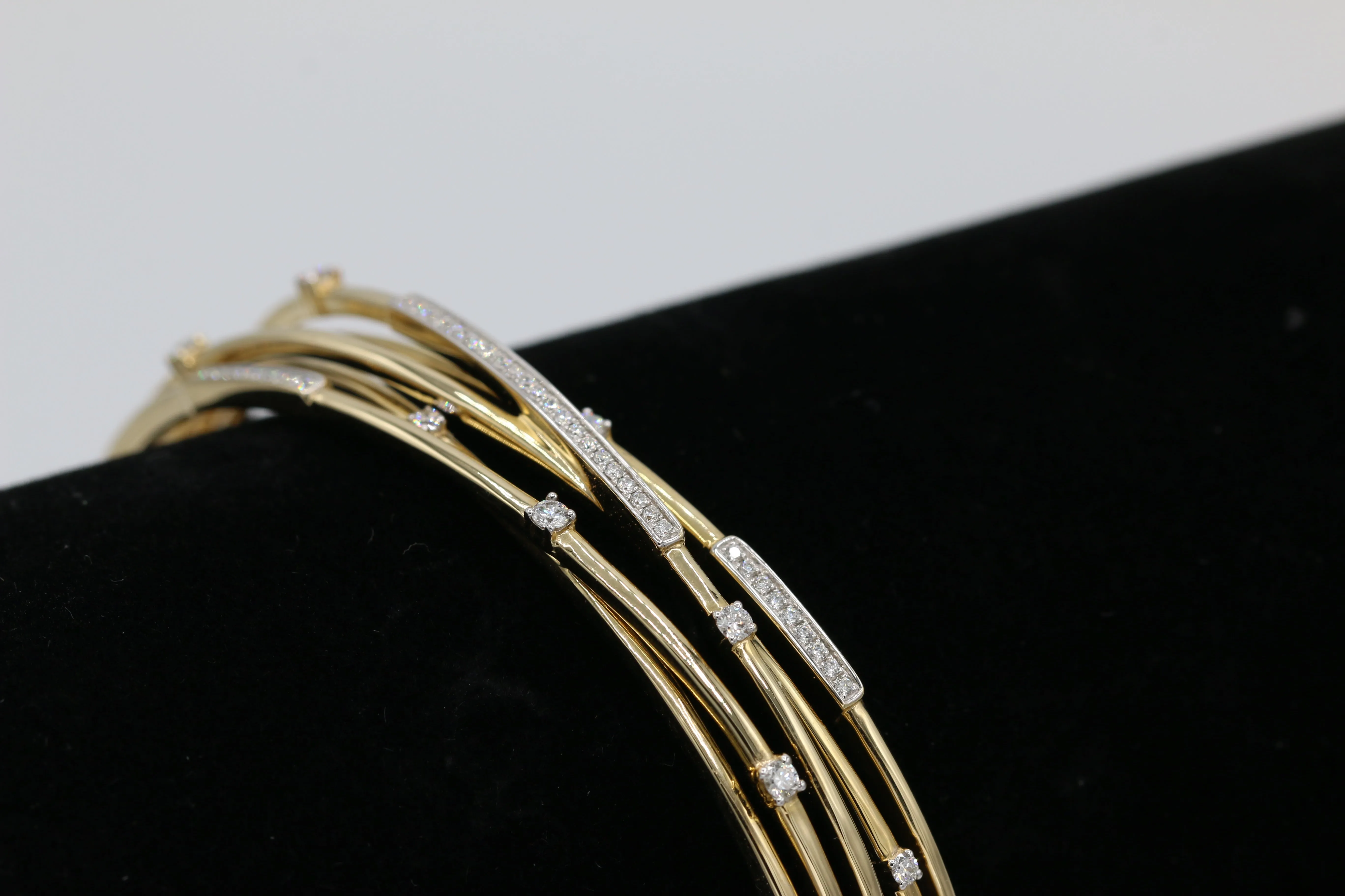 Crossover Diamond Bangle in 14KT Yellow Gold ( 0.49ct tw dia )