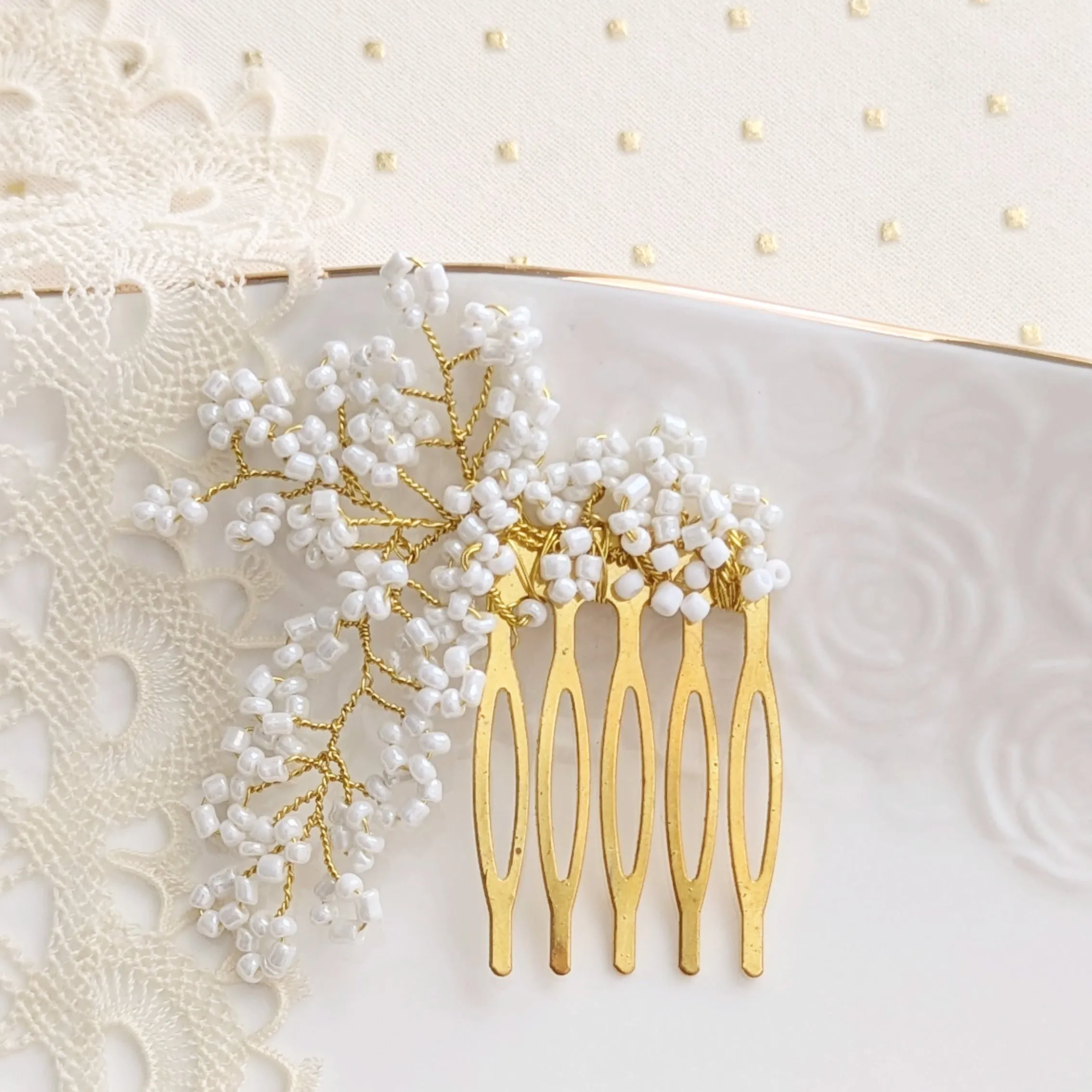 Floral Hair Comb, Gold Bloom