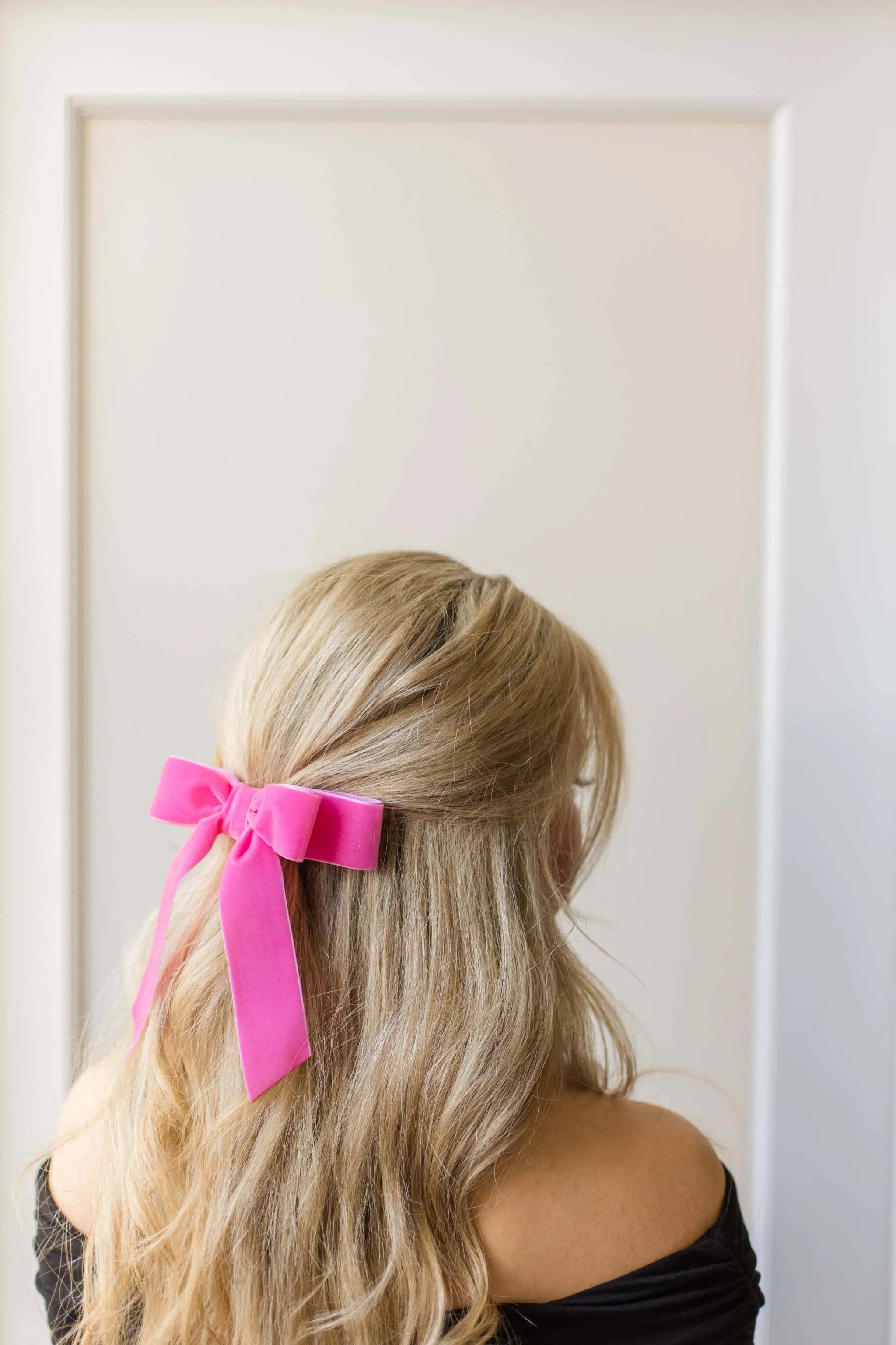 Grace & Grandeur Judy Short Bow Barrette: Dusty Mauve