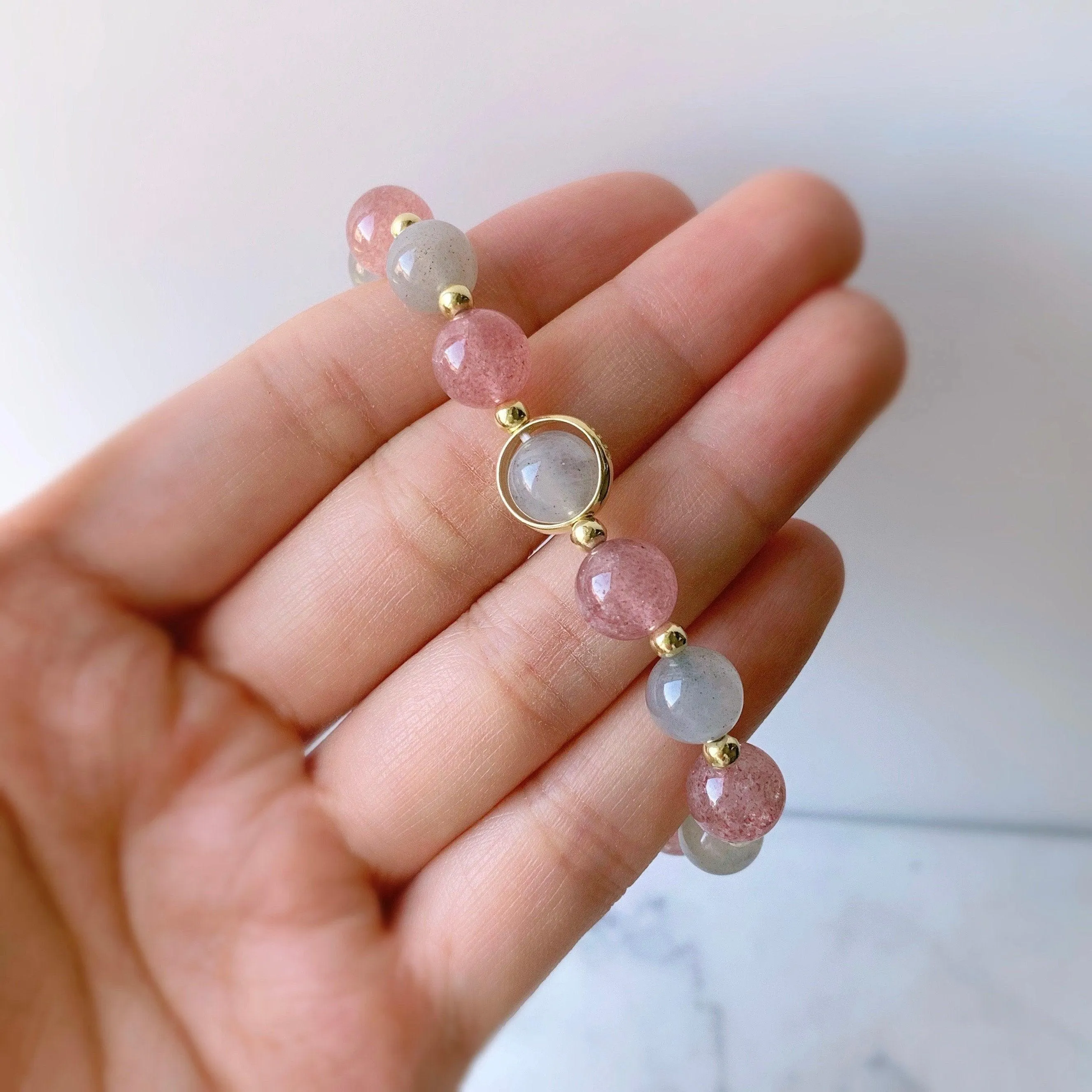 Labradorite & Strawberry Quartz Gemstone Bracelet