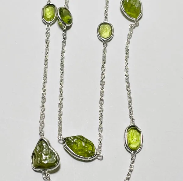 Long Peridot Necklace (PG47)