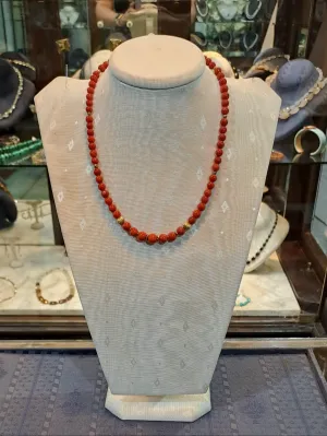 Necklace in Red Coral Gemstones and 18k gold elements