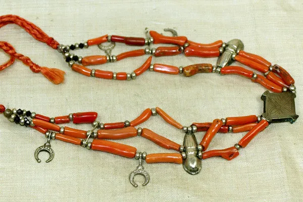 Old Moroccan Branch Coral Necklace