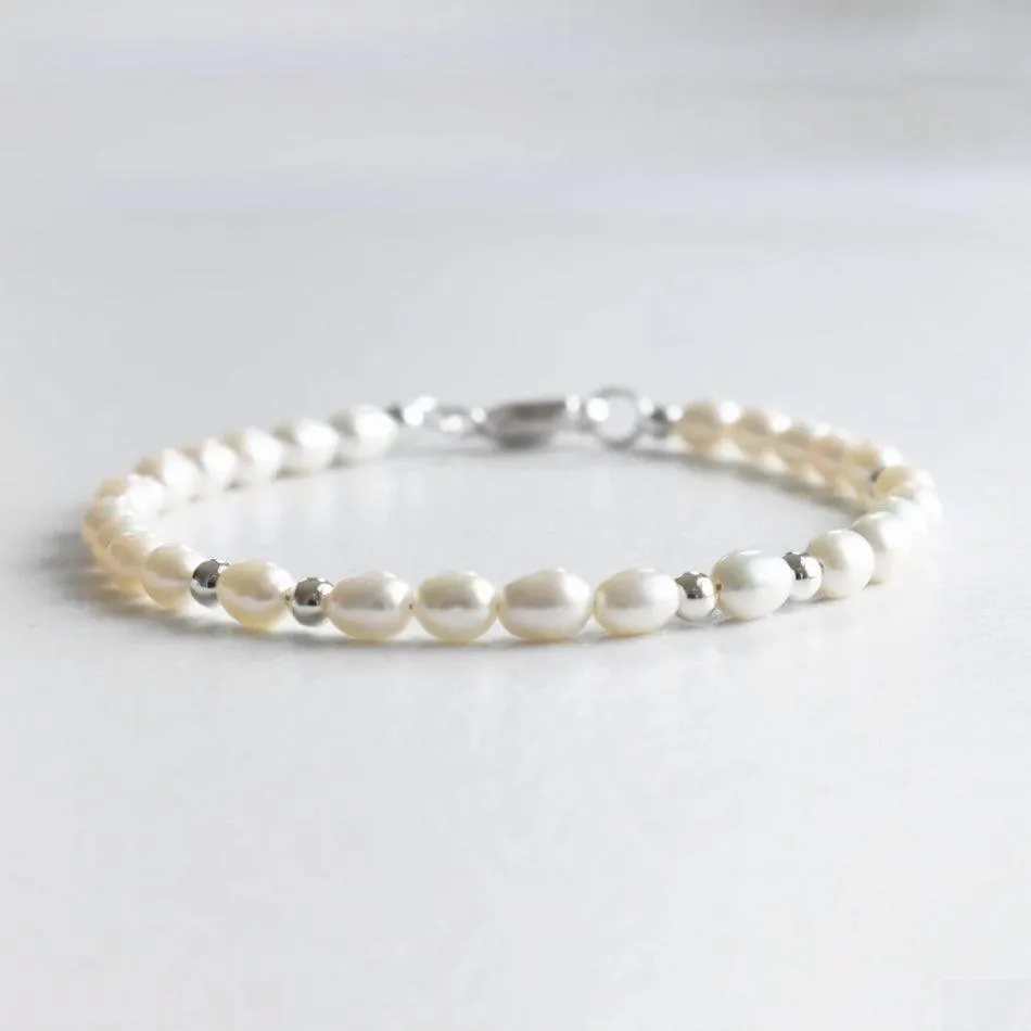 Pearl Dainty Bracelet