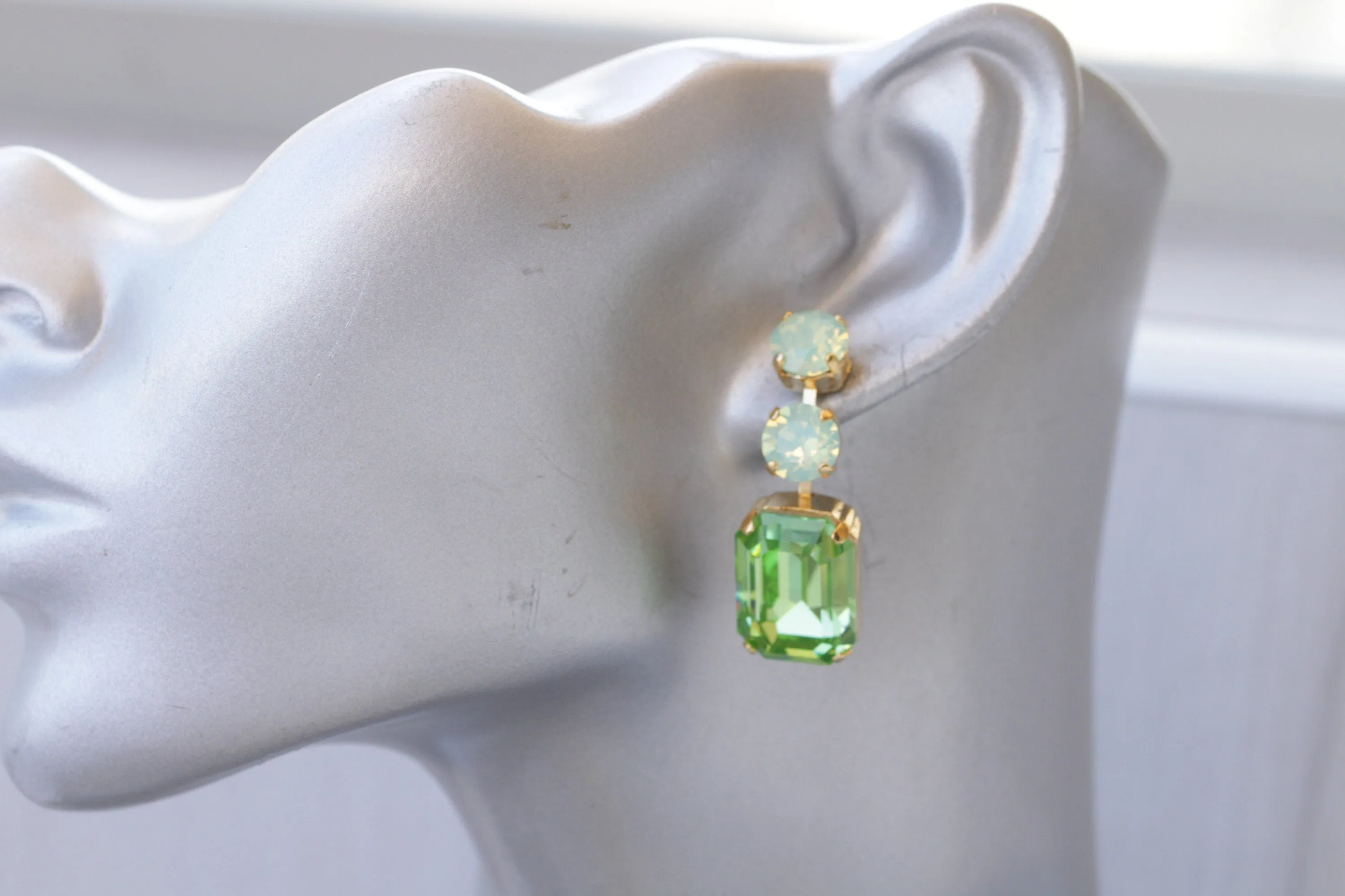 PERIDOT MINT EARRINGS