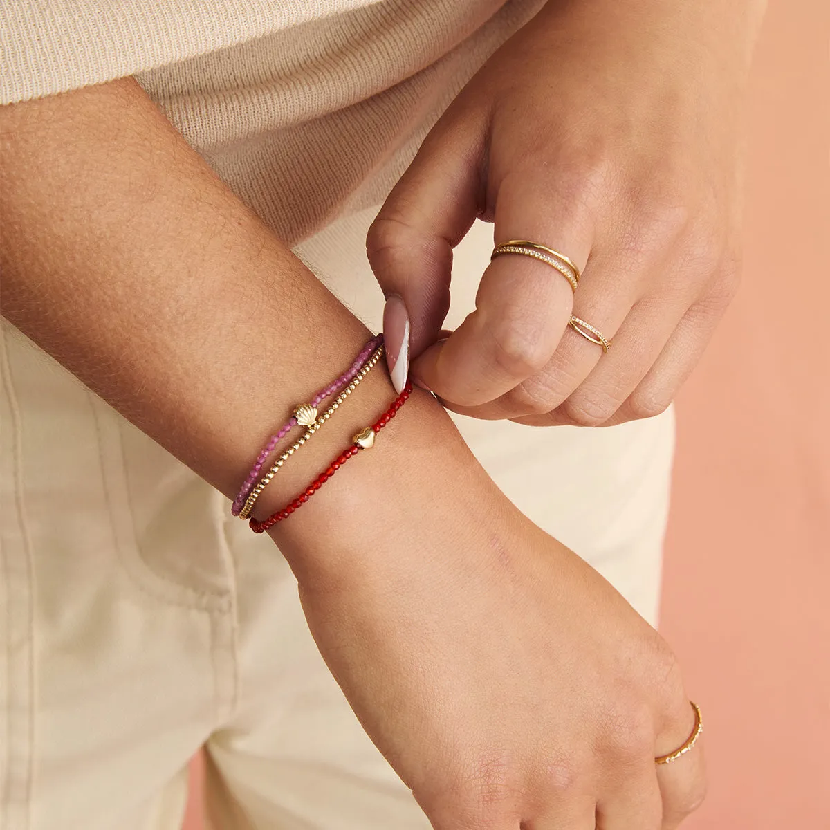 Red Agate Gemstone Bracelet in 9k Gold