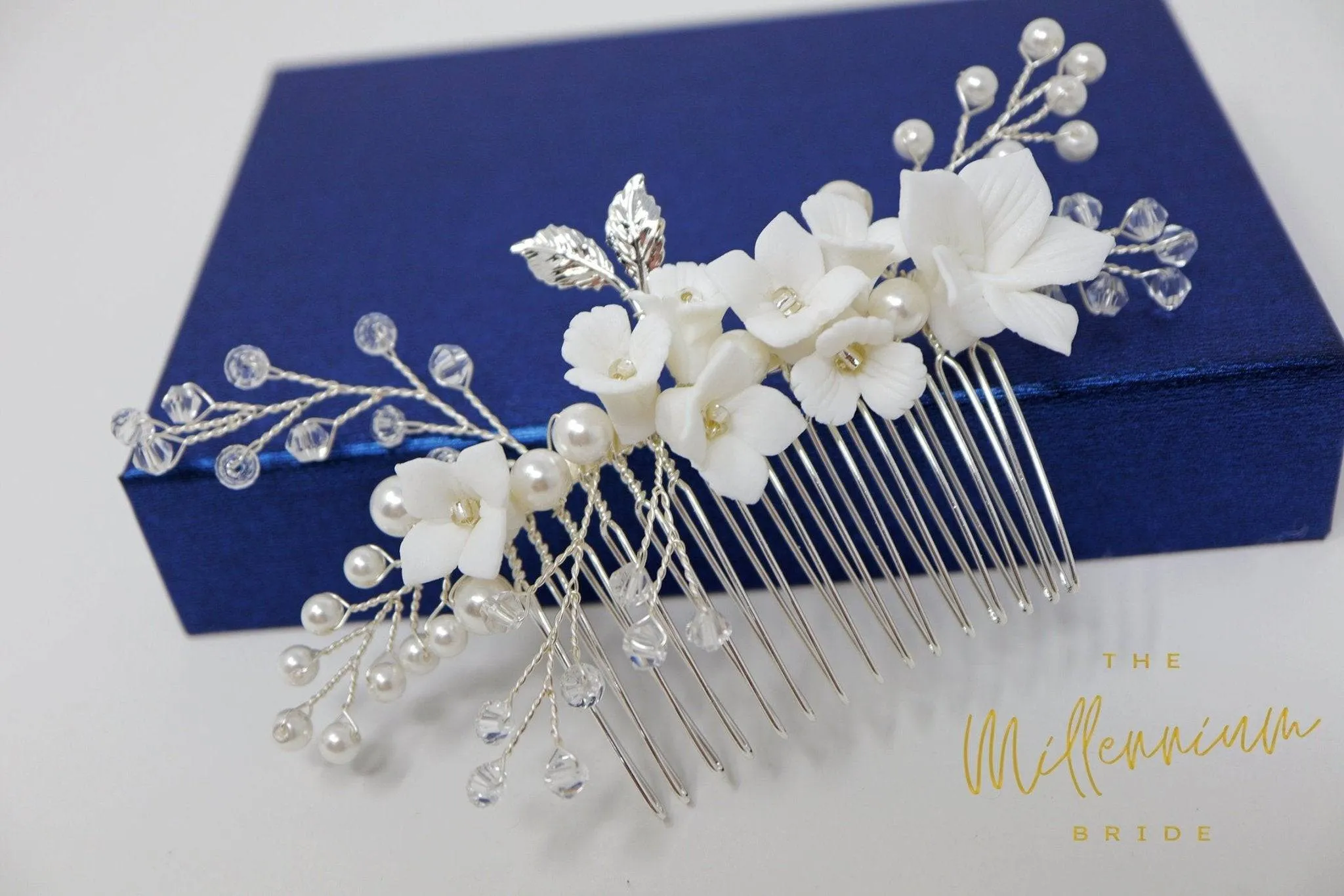 Swarovski Crystals Pearl Ceramic White flower Hair Comb Bridal Hair Accessories, Wedding Hair Accessory, Bridal Hair Comb And Pins Set.