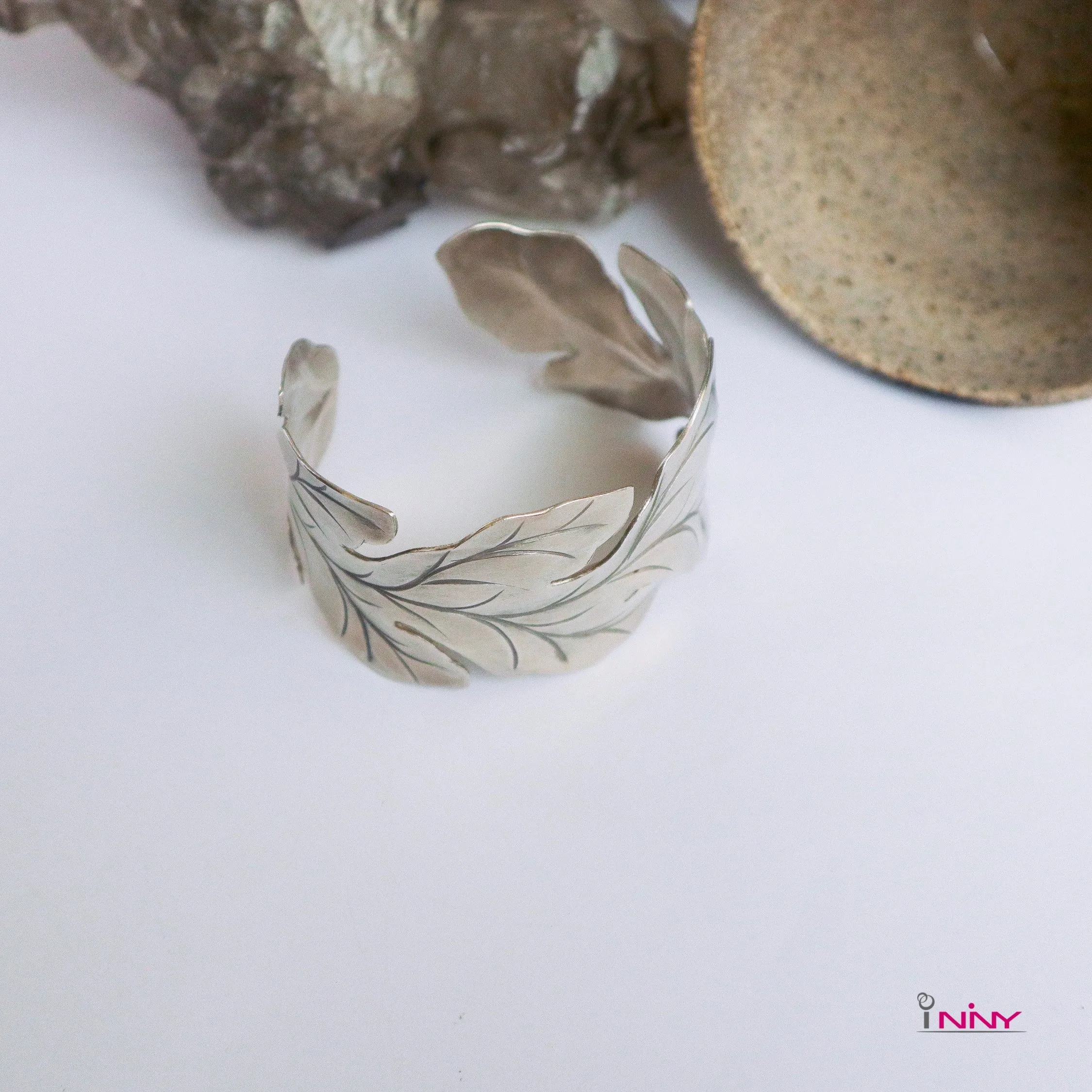 Tribal Silver Leave Curve