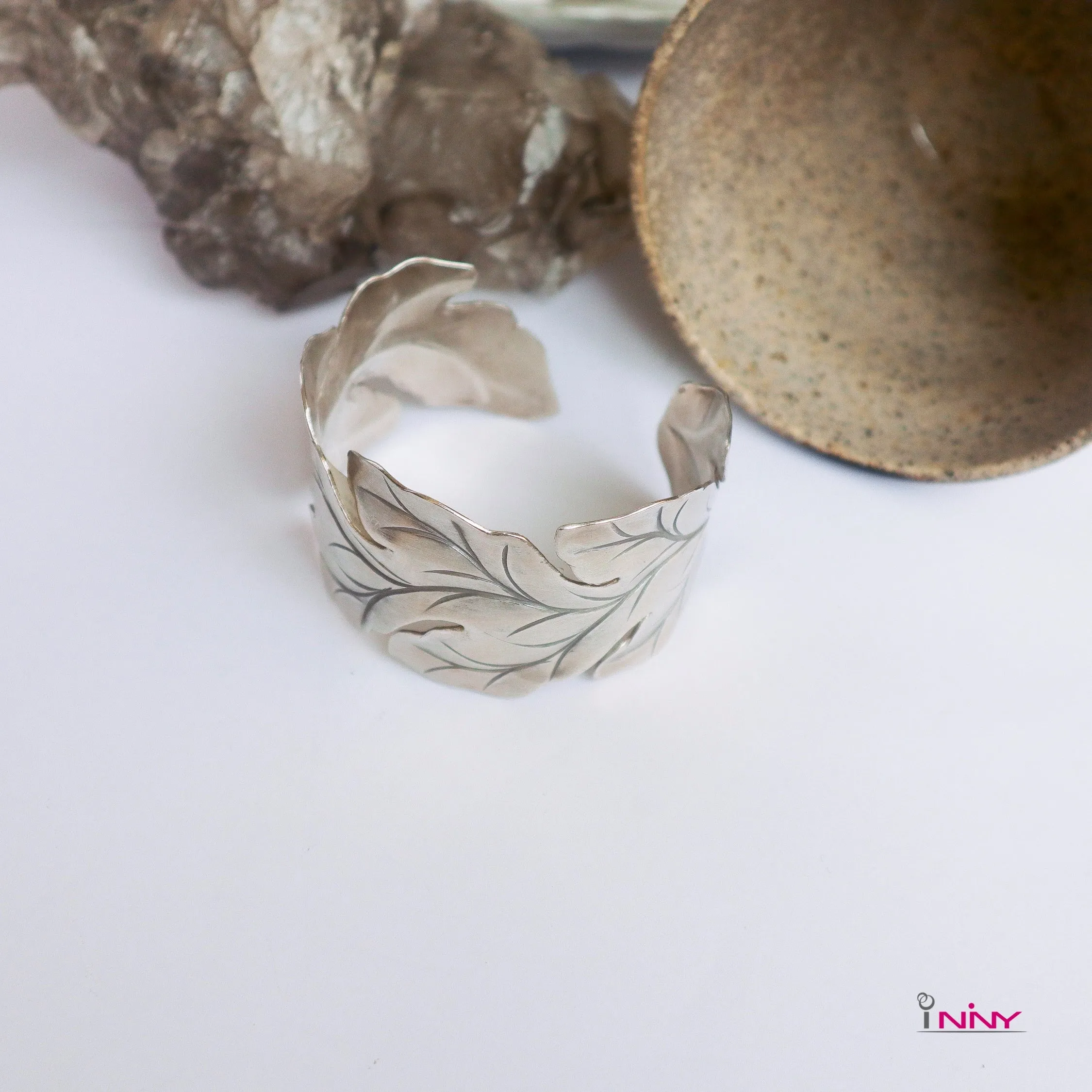 Tribal Silver Leave Curve