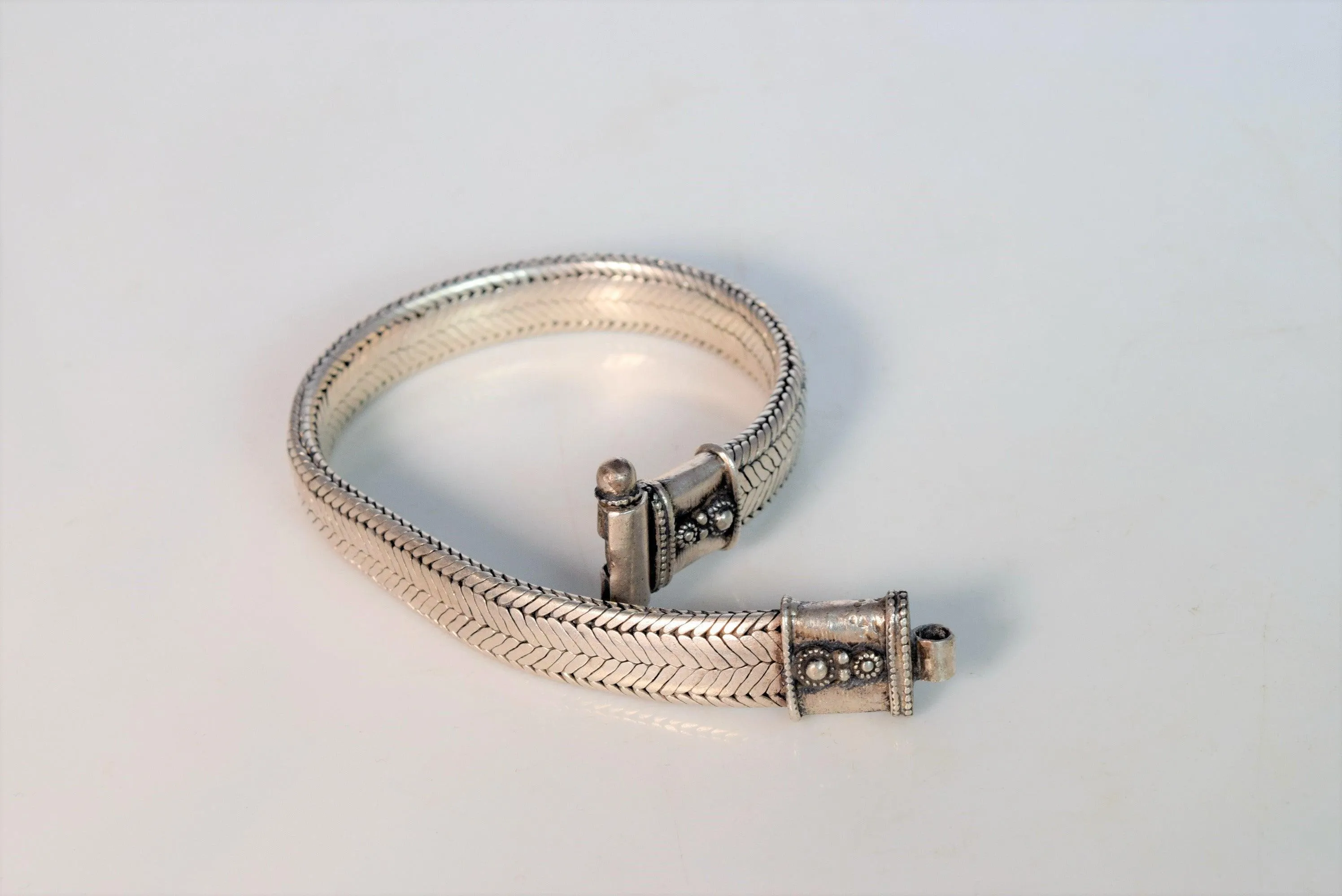 Vintage Silver Indian Snake Chain Bracelet from Rajasthan